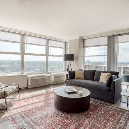 Cozysuites 800 Tower 1Br With Gym! 10 Louisville Bagian luar foto