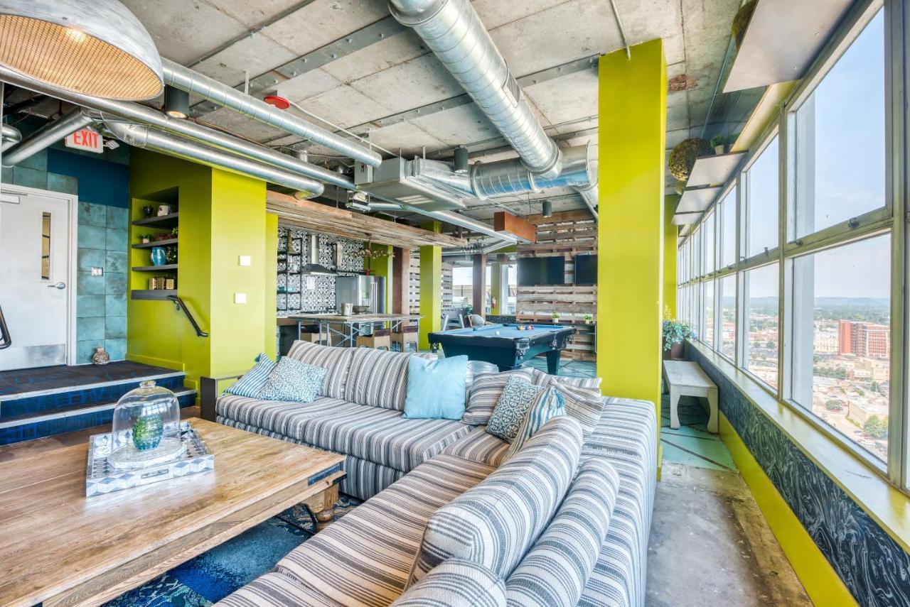 Cozysuites 800 Tower 1Br With Gym! 10 Louisville Bagian luar foto